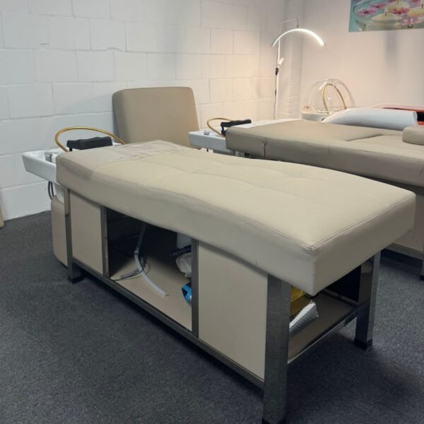 Japanse Headspa Curved - Beige/ Prompoprijs 1795€ excl.BTW